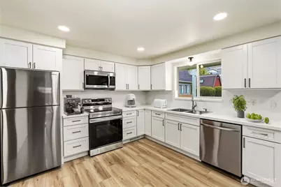314 14th Street SW, Puyallup, WA 98371 - Photo 7