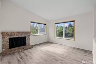 2233 NW Clinton Ave, Poulsbo, WA 98370 - Photo 5