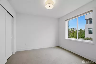 732 4th Court S #A, Kirkland, WA 98033 - Photo 17