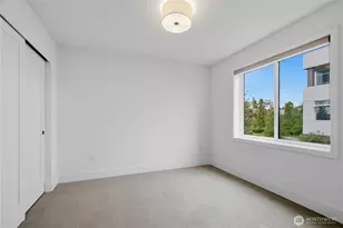 732 4th Ct S, Kirkland, WA 98033 - Photo 17