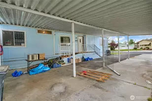 2240 W Broadway Ave, Moses Lake, WA 98837 - Photo 9
