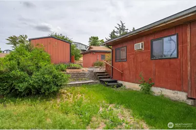 618 1st Avenue NE, Soap Lake, WA 98851 - Photo 11