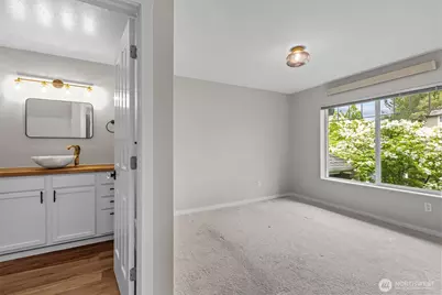 1931 23rd Place NE #202, Issaquah, WA 98029 - Photo 15