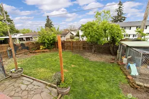 2003 Wells St, Enumclaw, WA 98022 - Photo 5