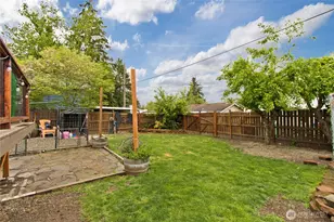 2003 Wells St, Enumclaw, WA 98022 - Photo 23