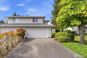 4726 NE 18th Pl, Renton, WA 98059 - Photo 1
