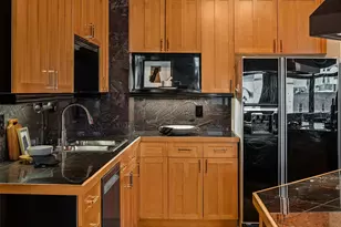 210 3rd Ave S, Seattle, WA 98104 - Photo 15