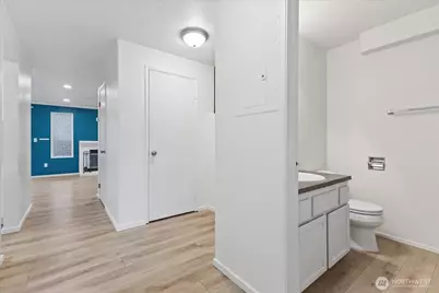 21904 56th Avenue W #B2, Mountlake Terrace, WA 98043 - Photo 5