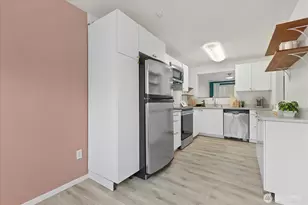 21904 56th Ave W, Mountlake Terrace, WA 98043 - Photo 3