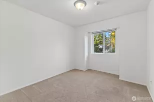 21904 56th Ave W, Mountlake Terrace, WA 98043 - Photo 17