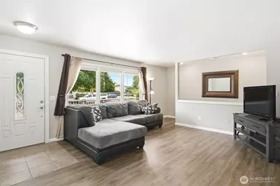 12 S Schafer Street, Wenatchee, WA 98801 - Photo 3