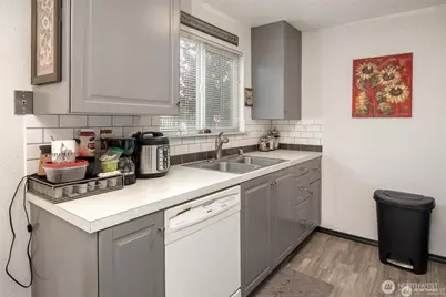 1205 130th Street S, Tacoma, WA 98444 - Photo 7