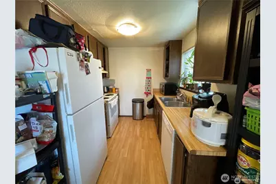 1205 130th Street S, Tacoma, WA 98444 - Photo 17