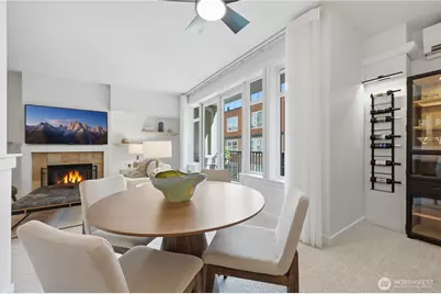 2607 Western Avenue #403, Seattle, WA 98121 - Photo 7