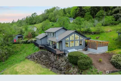 72 Bluff Road, Kelso, WA 98626 - Photo 3
