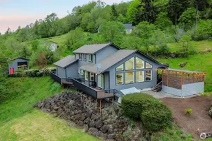 72 Bluff Rd, Kelso, WA 98626 - Photo 3