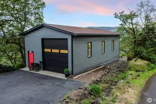 72 Bluff Rd, Kelso, WA 98626 - Photo 5