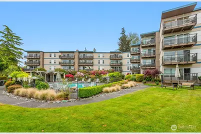 550 Elm Way #106, Edmonds, WA 98020 - Photo 25