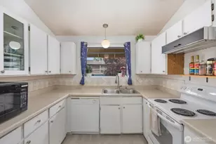 3435 Auburn Way S, Auburn, WA 98092 - Photo 13