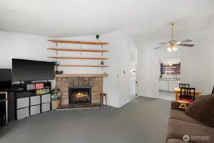 3435 Auburn Way S, Auburn, WA 98092 - Photo 9