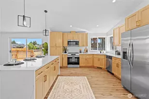 10701 197th St E, Graham, WA 98338 - Photo 5