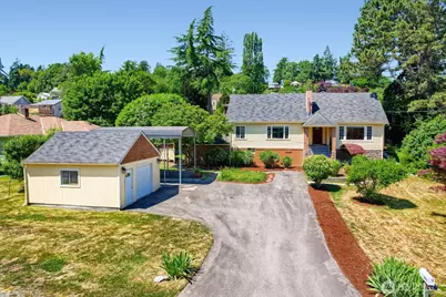 2113 Snyder Avenue, Bremerton, WA 98312 - Photo 1