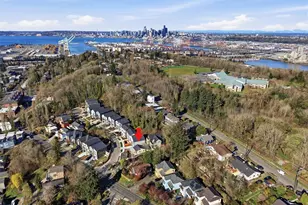 4582 22nd Ave SW, Seattle, WA 98106 - Photo 3