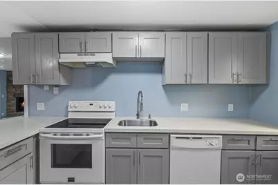 13702 37th Avenue S #51, Tukwila, WA 98168 - Photo 5