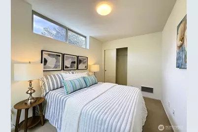 4114 Linden Avenue N #A, Seattle, WA 98103 - Photo 13