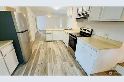 527 S Sullivan Street, Seattle, WA 98108 - Photo 11