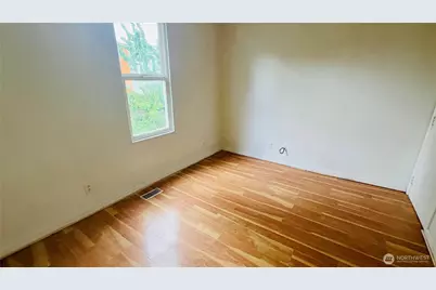 527 S Sullivan Street, Seattle, WA 98108 - Photo 5