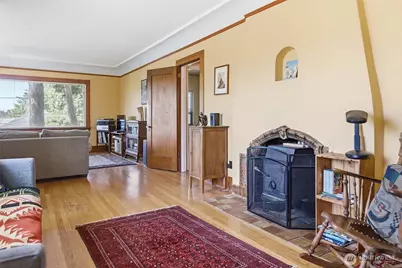 3002 NE 57th Street, Seattle, WA 98105 - Photo 7