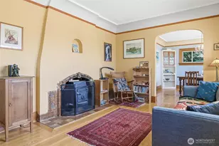 3002 NE 57th St, Seattle, WA 98105 - Photo 15