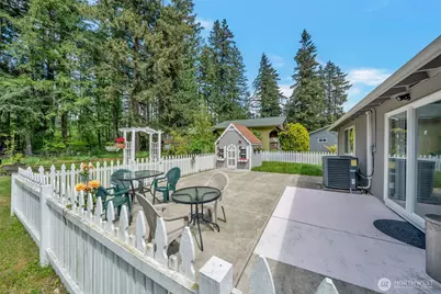 15404 SE 304th Place, Kent, WA 98042 - Photo 9