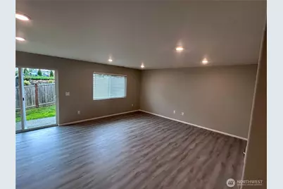 8325 39th Street NE, Marysville, WA 98270 - Photo 5