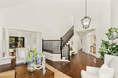 2215 271st Court SE, Sammamish, WA 98075 - Photo 5