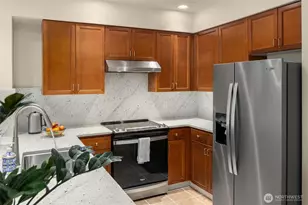 11004 NE 11th St, Bellevue, WA 98004 - Photo 9