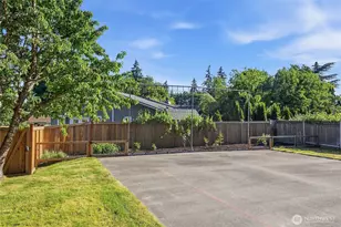 23707 Meridian Pl W, Bothell, WA 98021 - Photo 35