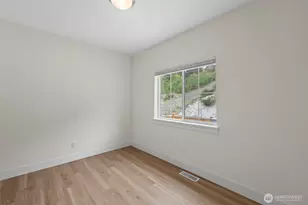 19015 E State Route 3, Allyn, WA 98524 - Photo 19