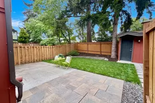 2138 N 113th St, Seattle, WA 98133 - Photo 29