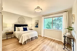 2138 N 113th St, Seattle, WA 98133 - Photo 11