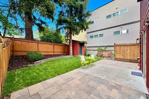 2138 N 113th St, Seattle, WA 98133 - Photo 33
