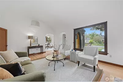 7550 21st Avenue NE, Seattle, WA 98115 - Photo 9