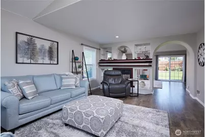 519 SE Mockingbird Drive, College Place, WA 99324 - Photo 5