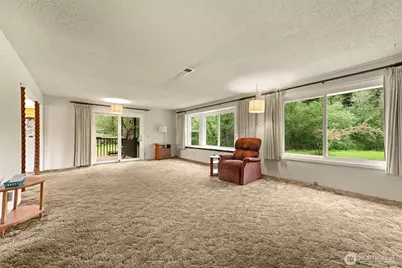 5615 Maltby Road, Woodinville, WA 98072 - Photo 3