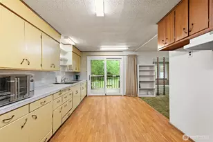 5615 Maltby Rd, Woodinville, WA 98072 - Photo 13
