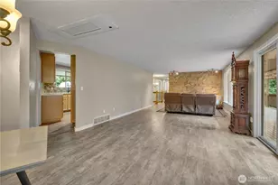 18506 SE 294th St, Kent, WA 98042 - Photo 9