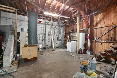 9432 Rainier Avenue S, Seattle, WA 98118 - Photo 17
