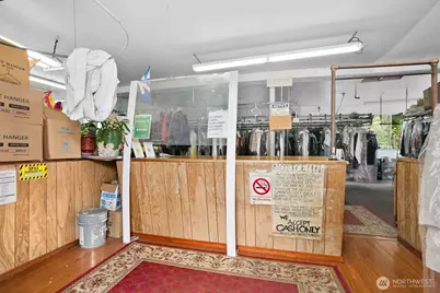 9432 Rainier Avenue S, Seattle, WA 98118 - Photo 3