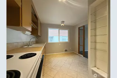 1409 NW 65th Street #1, Seattle, WA 98117 - Photo 9